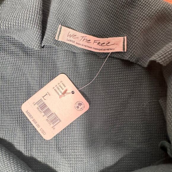 We the Free Women’s Green Olive long sleeve Top forward lead size L - Picture 2 of 5